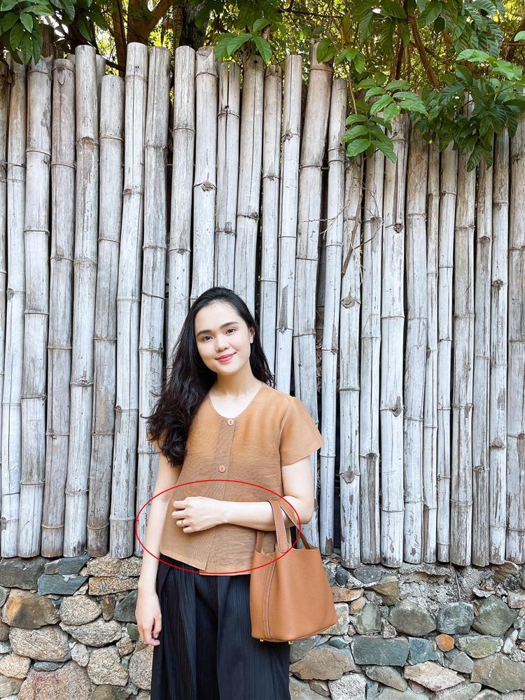 Bà xã Đỗ Duy Mạnh lộ vòng 2 lùm lùm: Bé mỡ hay bé Ú lại có em?-1