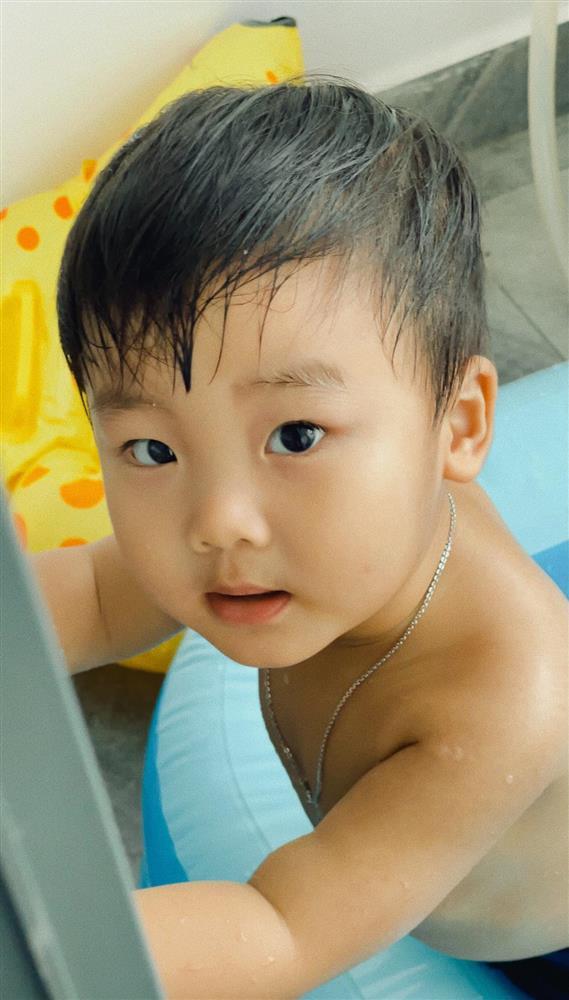 Hòa Minzy khoe tên thật quý tử, nghe như một cặp với con gái Pha Lê-6