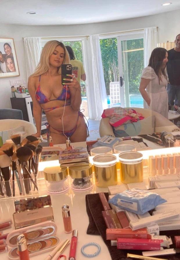 Selena Gomez lộ vòng eo sồ sề, ngấn mỡ như vừa mới đẻ xong-6