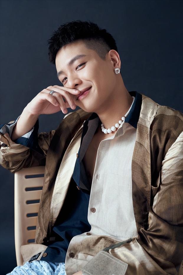 Tăng Nhật Tuệ lên tiếng khi bị quản lý Erik tố lừa bản quyền, nhắc đến Quân A.P-4