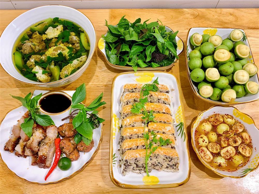 12 mâm cơm mùa hè ngon nuốt lưỡi, trời nóng mấy cũng muốn ăn liền-7