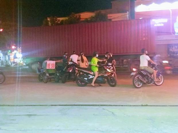 Thanh niên 21 tuổi chết thảm dưới bánh xe container-3