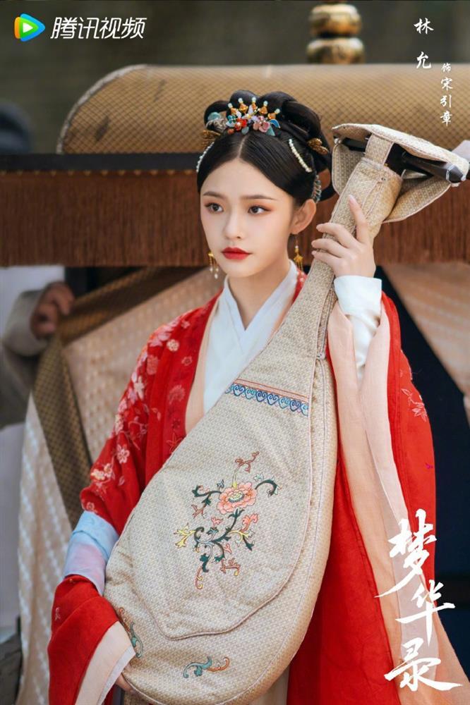 Lưu Diệc Phi bị so sánh nhan sắc với Lâm Duẫn - Liễu Nham-11