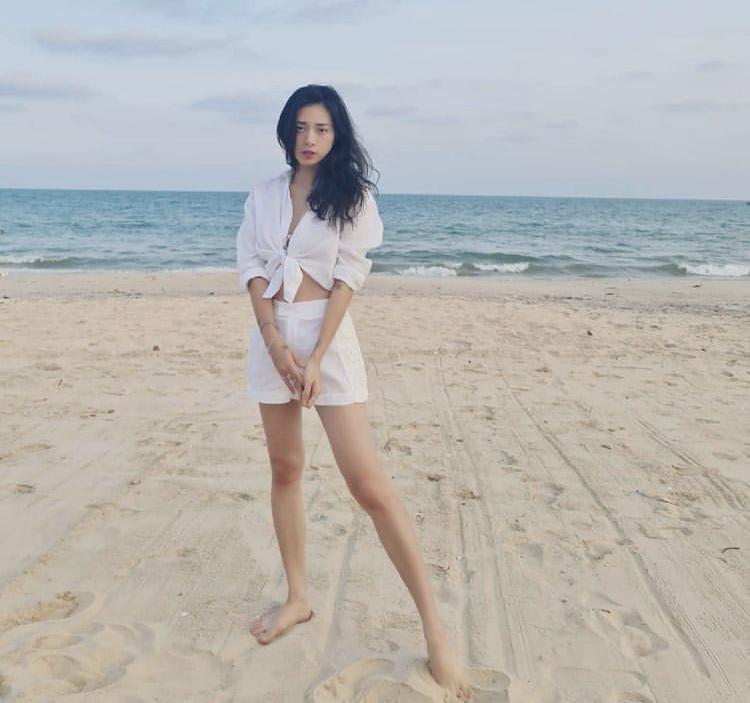 Đả nữ Ngô Thanh Vân chuộng style tối giản nhưng khí chất ngời ngời-4