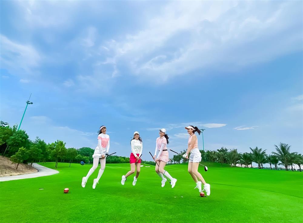 Đỗ Mỹ Linh chơi golf: Đã hết phèn nhờ chi tiền không tiếc tay-9