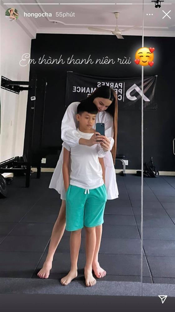 Con trai Hồ Ngọc Hà hì hục tập gym, dân mạng xem cười xỉu-5