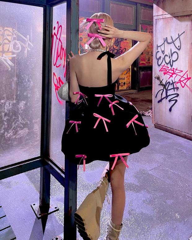 Rosé xả ảnh mừng MV Gone 100 triệu view: Chân dài nhưng gầy như sắp gãy-6