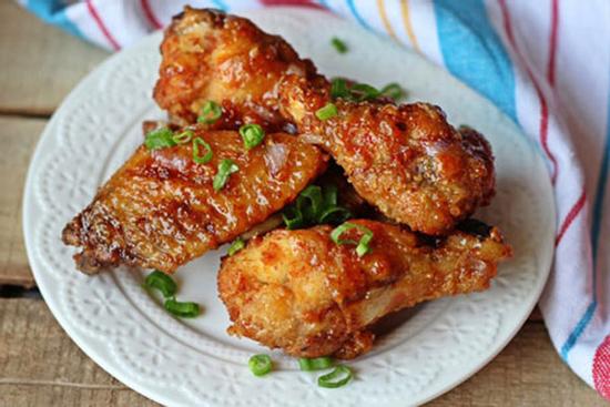 Cánh gà chiên giòn sốt bơ mật ong
