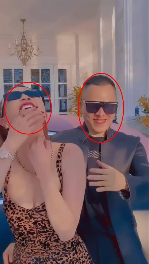 Vũ Khắc Tiệp bóp cổ Ngọc Trinh khiến mẫu nội y lộ nét xấu khó sửa-4