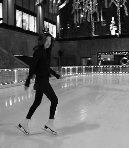 Bà tiên váy cưới Vera Wang ăn gì mà 72 tuổi vẫn trẻ như gái 30?-13