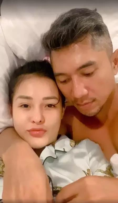 2 cặp đôi Vbiz cứ thích là tung ảnh phản cảm bất chấp tẩy chay-9