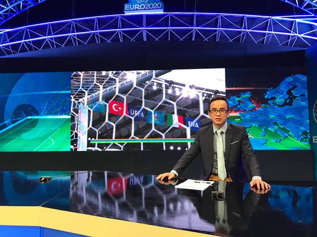 BLV Khắc Cường: Nhờ câu nói vu vơ mà vào nghề MC truyền hình-3