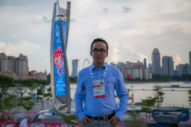 BLV Khắc Cường: Nhờ câu nói vu vơ mà vào nghề MC truyền hình-4