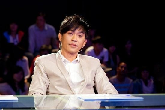 Thông tin mới nhất về ồn ào tước danh hiệu Hoài Linh