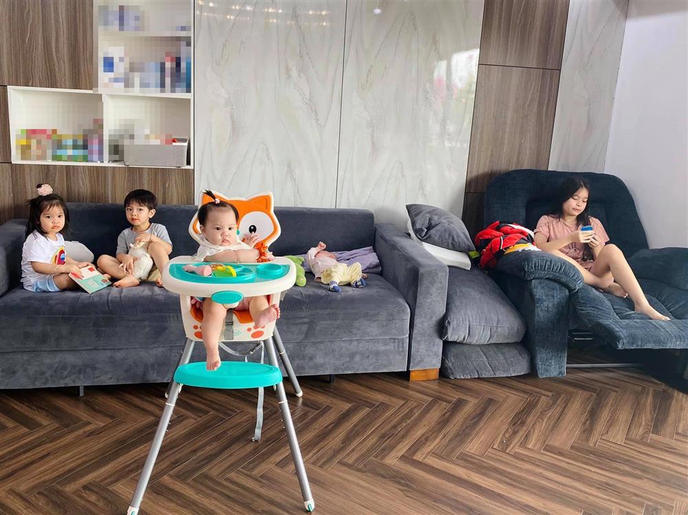 Đẻ nhiều con, Hằng Túi điểm danh quân số hờn dỗi thấy thương-5