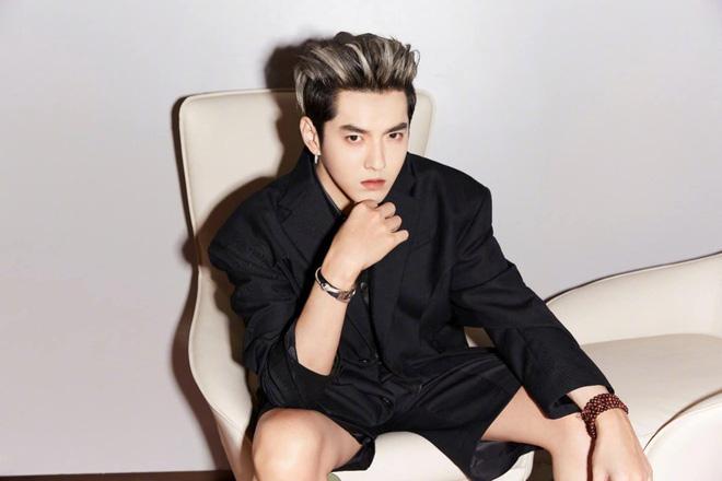 Biến căng: Ngô Diệc Phàm bị tố lập group chuyên săn gái vị thành niên-1