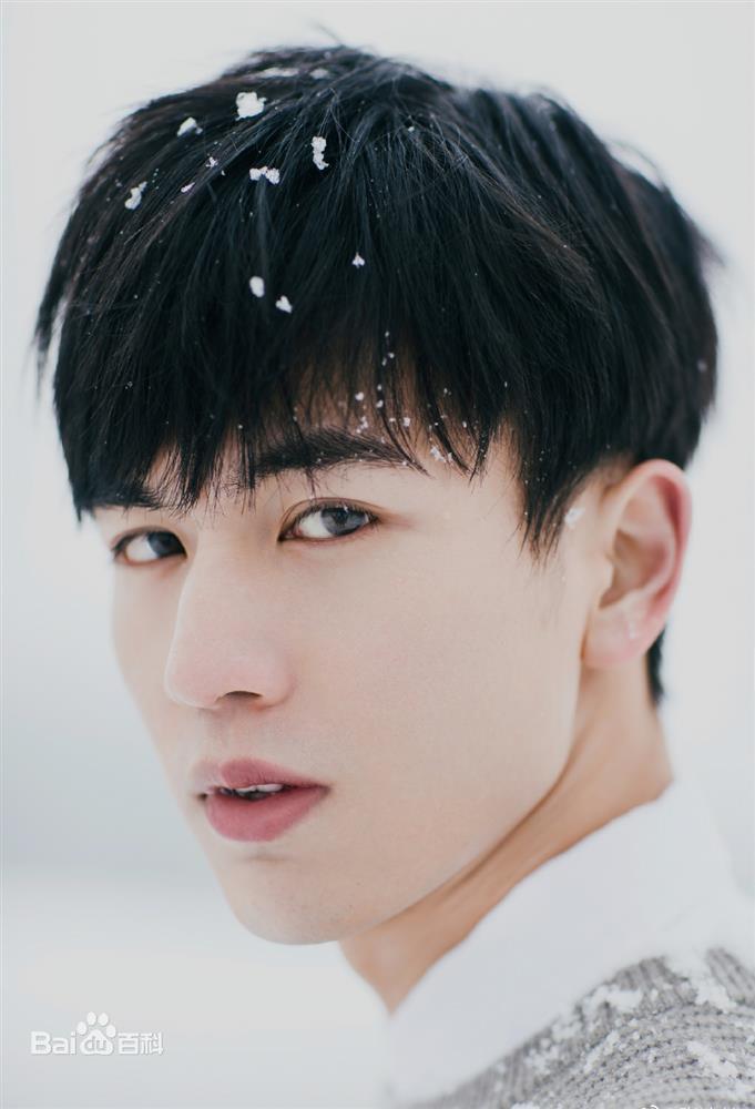 Vẻ đẹp cực phẩm của 2 nam chính đam mỹ Thiên Quan Tứ Phúc-12