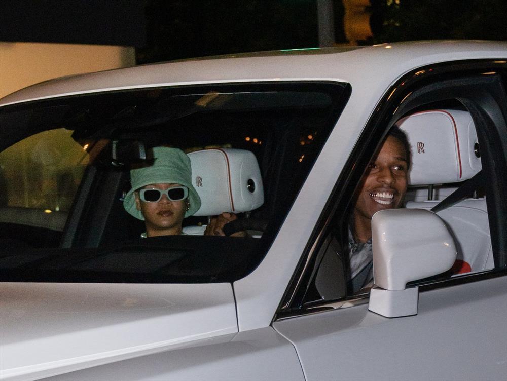Rihanna mặc sành điệu khi hẹn hò ASAP Rocky-1