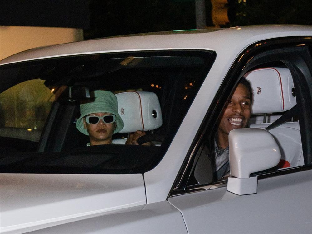 Rihanna mặc sành điệu khi hẹn hò ASAP Rocky-1