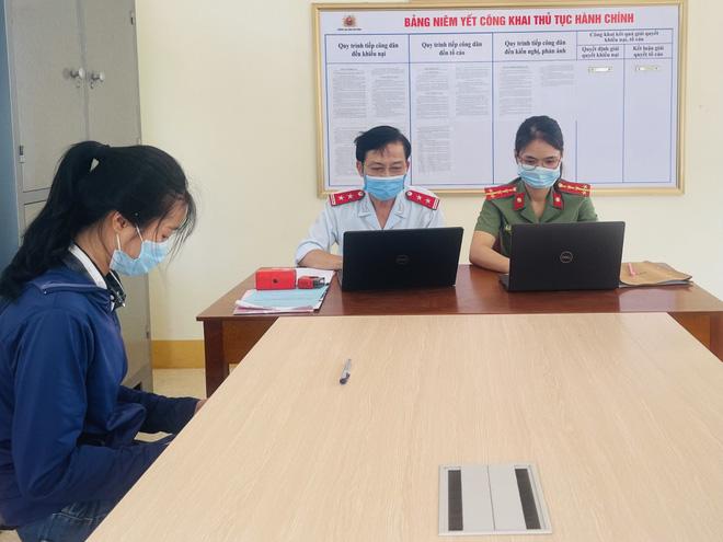 Hòng tăng tương tác Facebook, cô gái gửi clip nóng mời người xem cho xôm-1