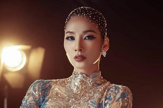 Hoàng Thùy bị dọa lật tung 'zĩ zãng' nếu không biết điều?