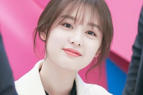 Người đẹp Hậu Duệ Mặt Trời tái xuất màn ảnh nhỏ