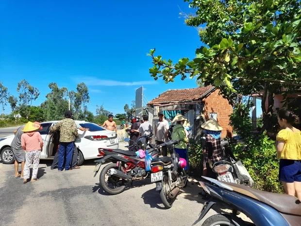 Thầy hiệu trưởng bị đối tượng lạ vào nhà đâm chết-2