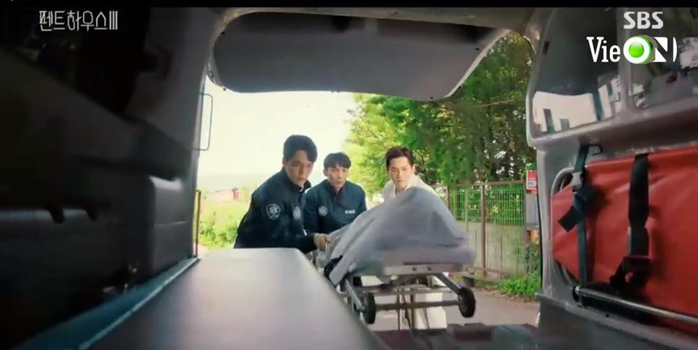 Penthouse 3 tập 6: Eun Byul bị xóa trí nhớ, ‘Dì Trinh’ Seo Jin là người cứu Logan-11