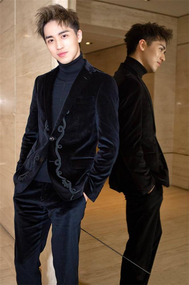 Hứa Ngụy Châu cạch bồ đam mỹ Hoàng Cảnh Du, bê bối sàm sỡ nữ giới-6