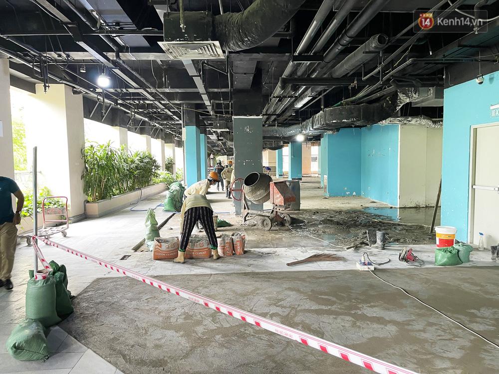 Bên trong Thuận Kiều Plaza đang thi công chuyển thành bệnh viện dã chiến-14