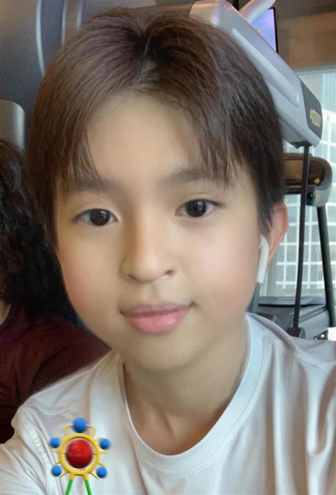 Ngoại hình soái ca của cậu cả mà Thu Hoài công khai đồng tính-12