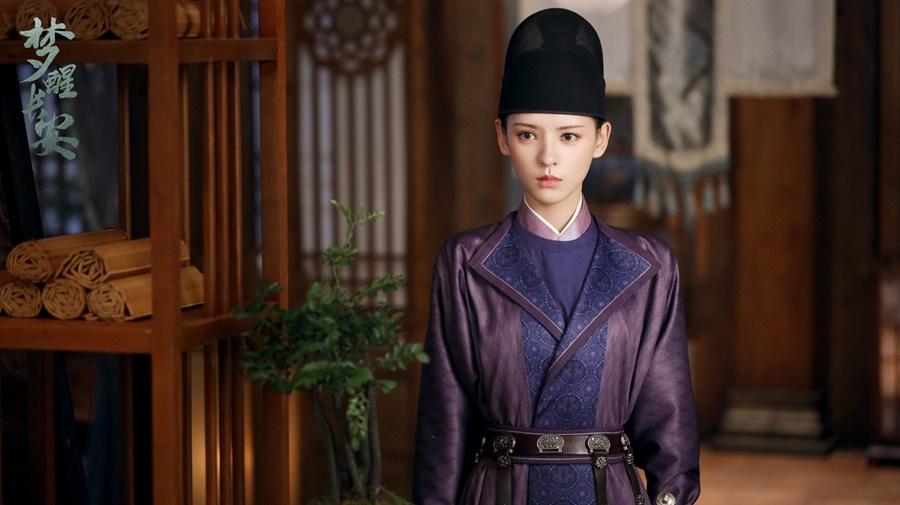 Nam thần đường đua tháng 7: Lý Hiện, La Vân Hi, Cung Tuấn lên sàn-20