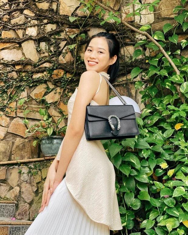 Hoa hậu Đỗ Thị Hà chưa thể thoát phèn vì mix đồ non tay-10