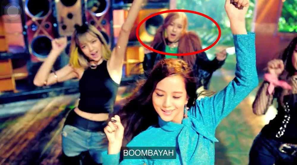 Sạn trong MV khủng Kpop: V (BTS) lạc quẻ, Rosé (BLACKPINK) đứng hình-3