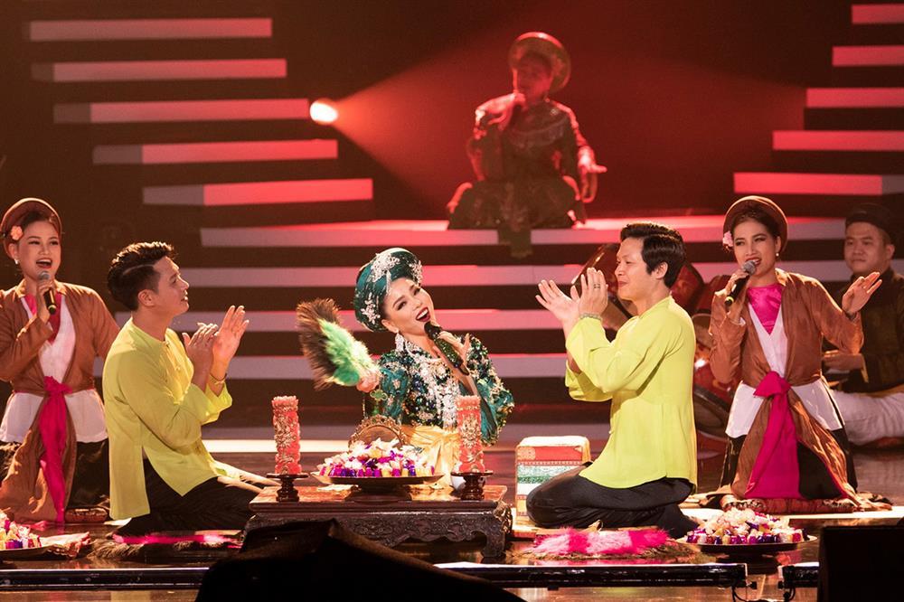 Lệ Quyên hiếm hoi nhắc đến bố, nhưng lại là câu chuyện xé lòng-5