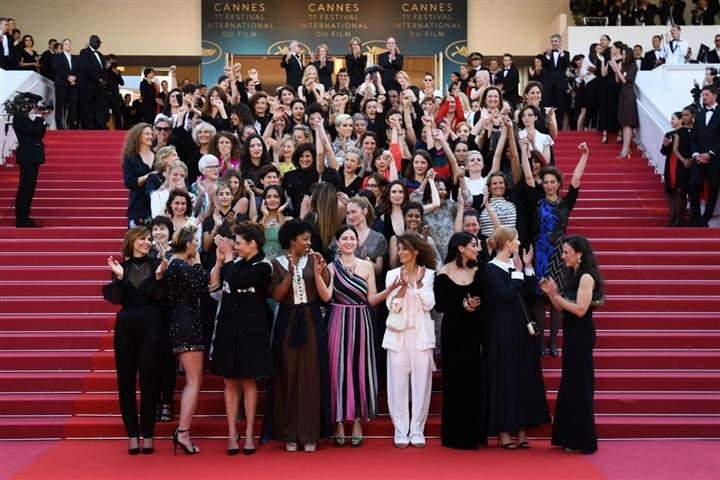 Thật xấu hổ khi Cannes 2021 vẫn xem thường phái nữ-2