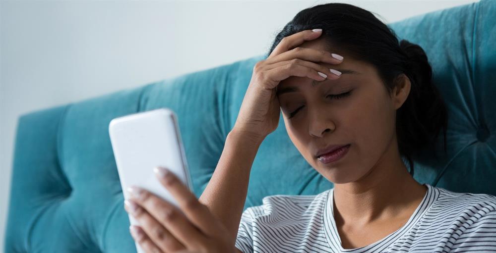 Bàng hoàng phát hiện chồng ngoan ngoại tình nhờ vào một tin nhắn-1