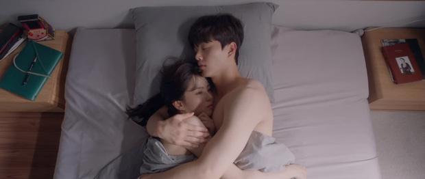 Cặp đôi ân ái hơn 20 lần chỉ trong một tập Nevertheless-13