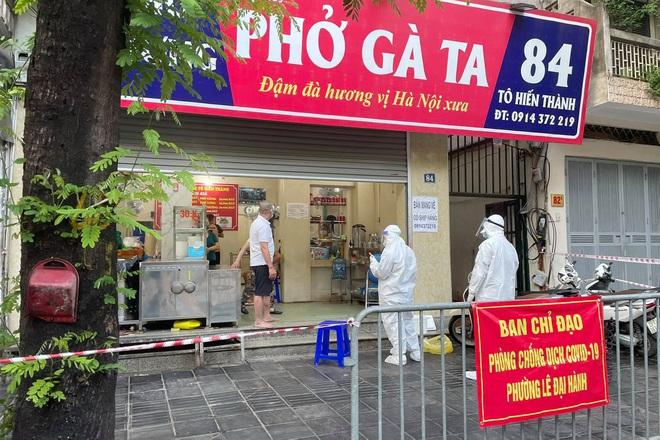 Phong tỏa nhiều điểm trên phố trung tâm Hà Nội liên quan ca dương tính mới-7