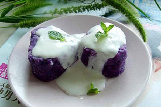 Làm bánh trứng kết hợp sữa chua đơn giản, đẹp mắt