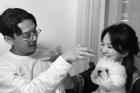 Song Hye Kyo hiếm hoi đăng ảnh cùng người khác giới