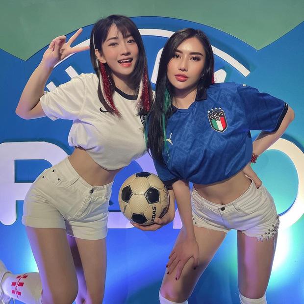 2 tiktoker Việt khoe cơ thể trên truyền hình cổ vũ chung kết Euro-3