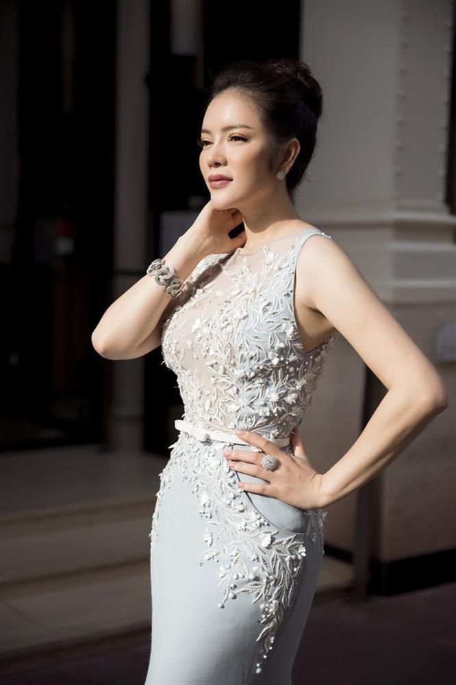 Lý Nhã Kỳ giàu có, khoe khoang cỡ nào mà bà Phương Hằng kêu nổ?-2