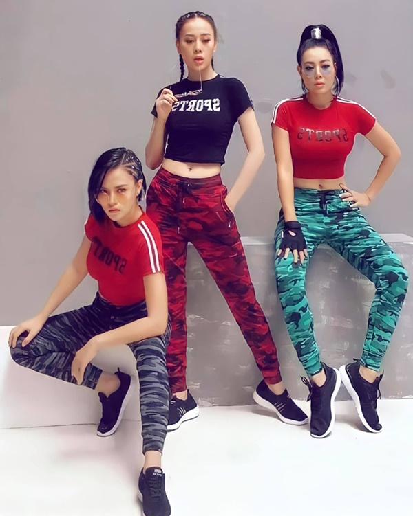 Bộ ảnh ngày trước của bộ ba mỹ nhân này nhận được nhiều lời khen ngợi từ khán giả, đồng thời người hâm mộ cũng tò mò nhiều hơn về ảnh quá khứ của mỗi người đẹp.