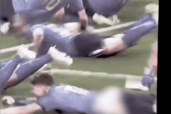 Chị gái nghiện thả rông diện áo xuyên thấu, phô vòng 1 phản cảm-8