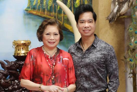 Không ai qua nổi Ngọc Sơn khi hát về tình cha mẹ bao la