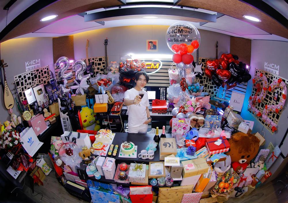 K-ICM khịa lại anti-fan khi bị mỉa mai chuyện bịp bợm năm sinh-2