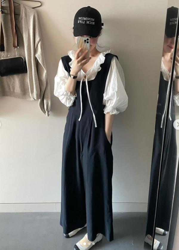 Mix đồ với váy yếm: Jennie BLACKPINK gợi cảm, IU hóa tiểu thư-8