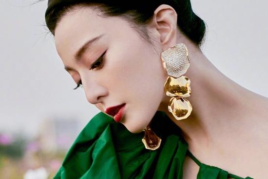 Phạm Băng Băng xoay xở đủ nghề sau khi thất thế