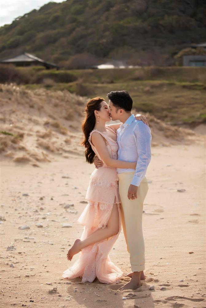 Bật mí hợp đồng hôn nhân của Thu Hoài và chồng kém 10 tuổi-4